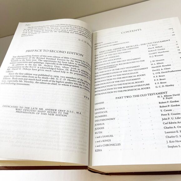 The New International Bible Commentary by F.F. Bruce 1986 Zondervan Guideposts - Picture 12 of 16